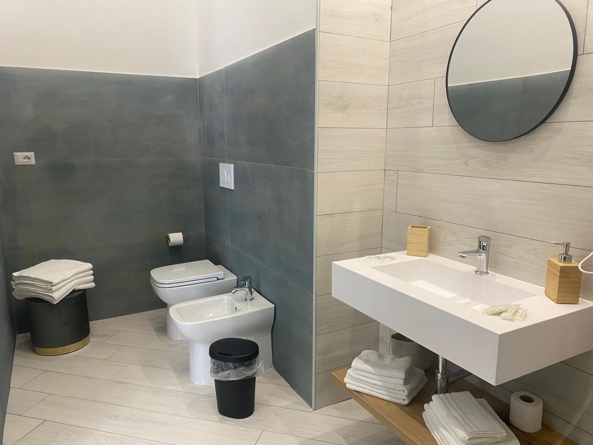 Ludben Dante Hotel Napels Buitenkant foto