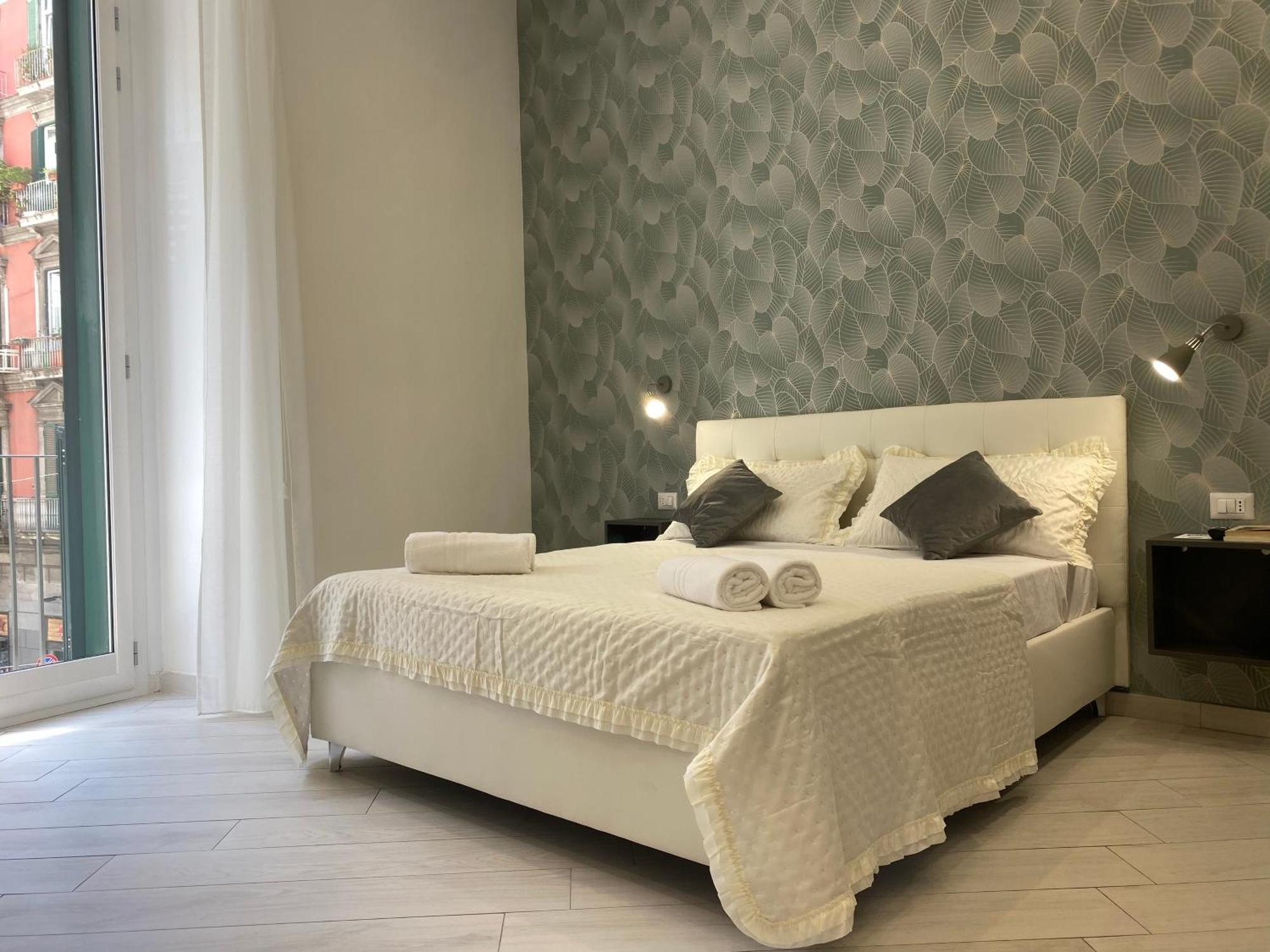 Ludben Dante Hotel Napels Buitenkant foto